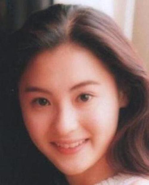 婴儿肥明星